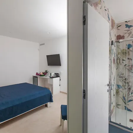 Dimora Nesea Bed & Breakfast *