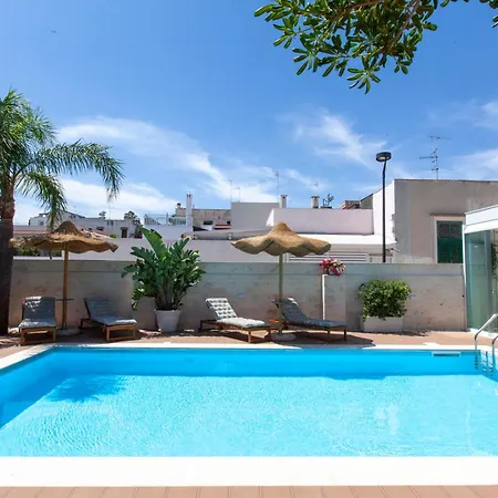 Frühstückspension Dimora Nesea 4*